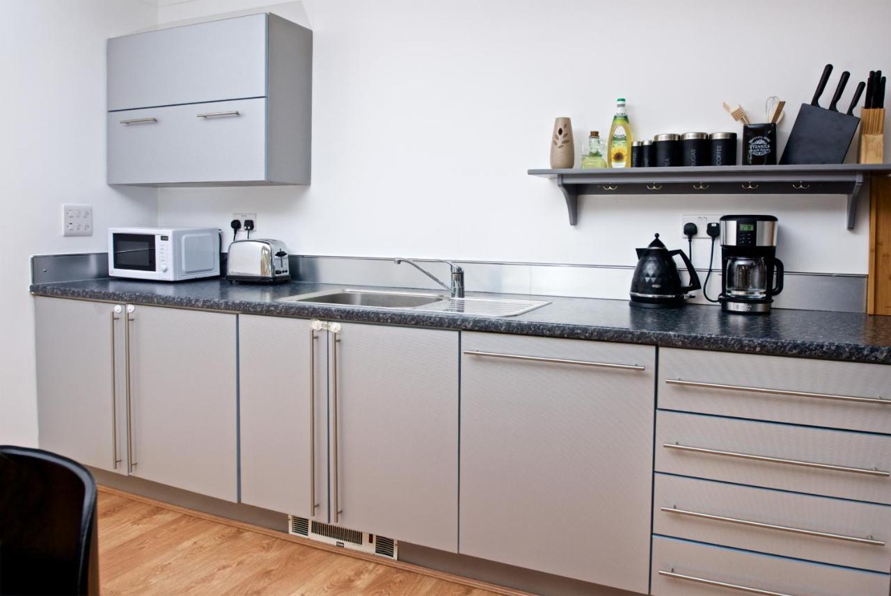 Liverpool City Stays - Economy Room - Close To Airport Ee1 Dış mekan fotoğraf