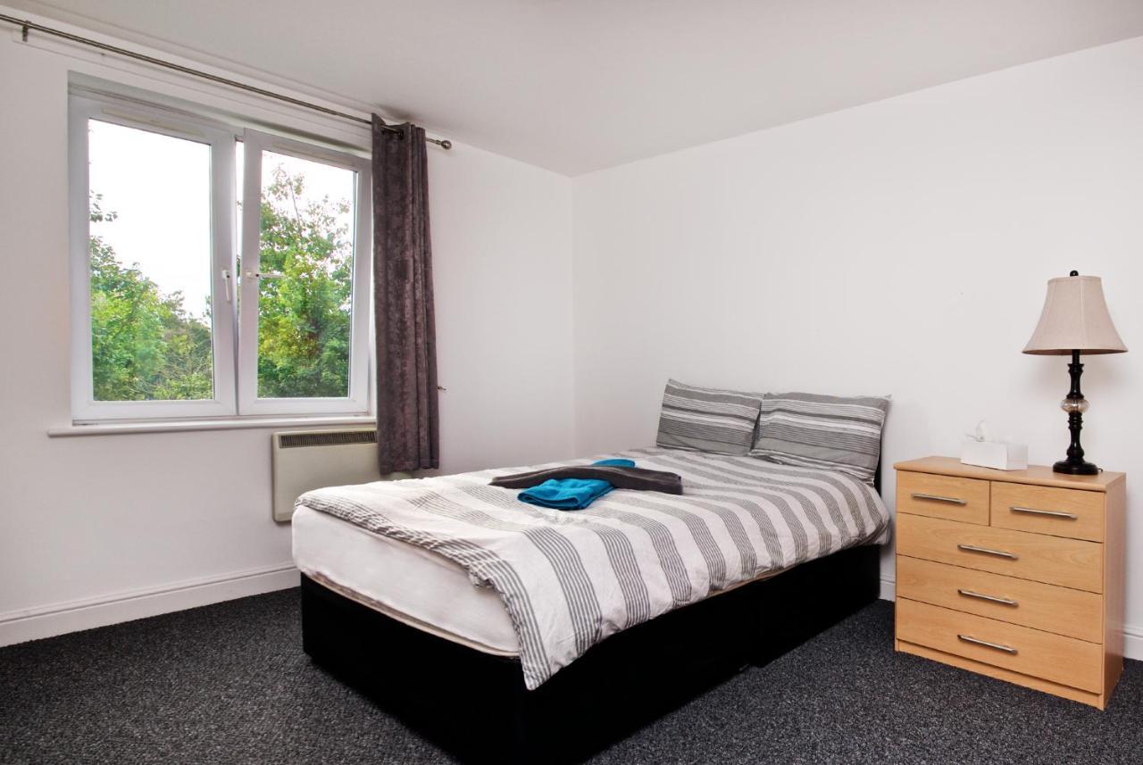 Liverpool City Stays - Economy Room - Close To Airport Ee1 Dış mekan fotoğraf